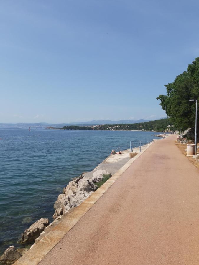 Apartmani Jozefina Omišalj Exteriér fotografie