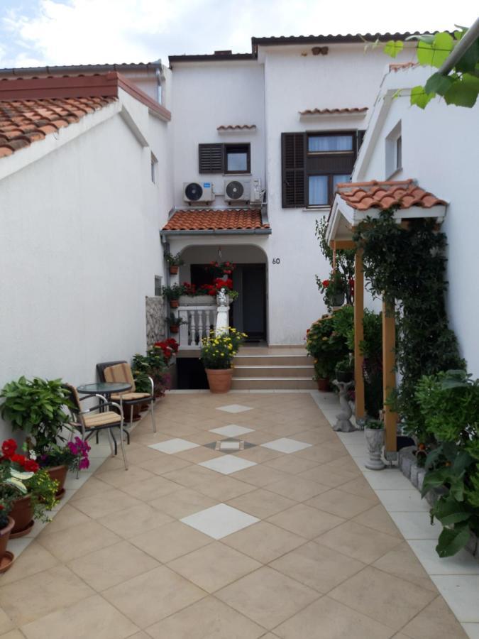 Apartmani Jozefina Omišalj Pokoj fotografie