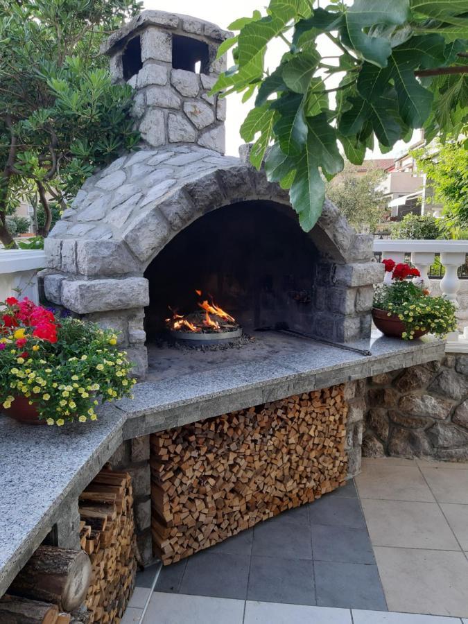 Apartmani Jozefina Omišalj Exteriér fotografie